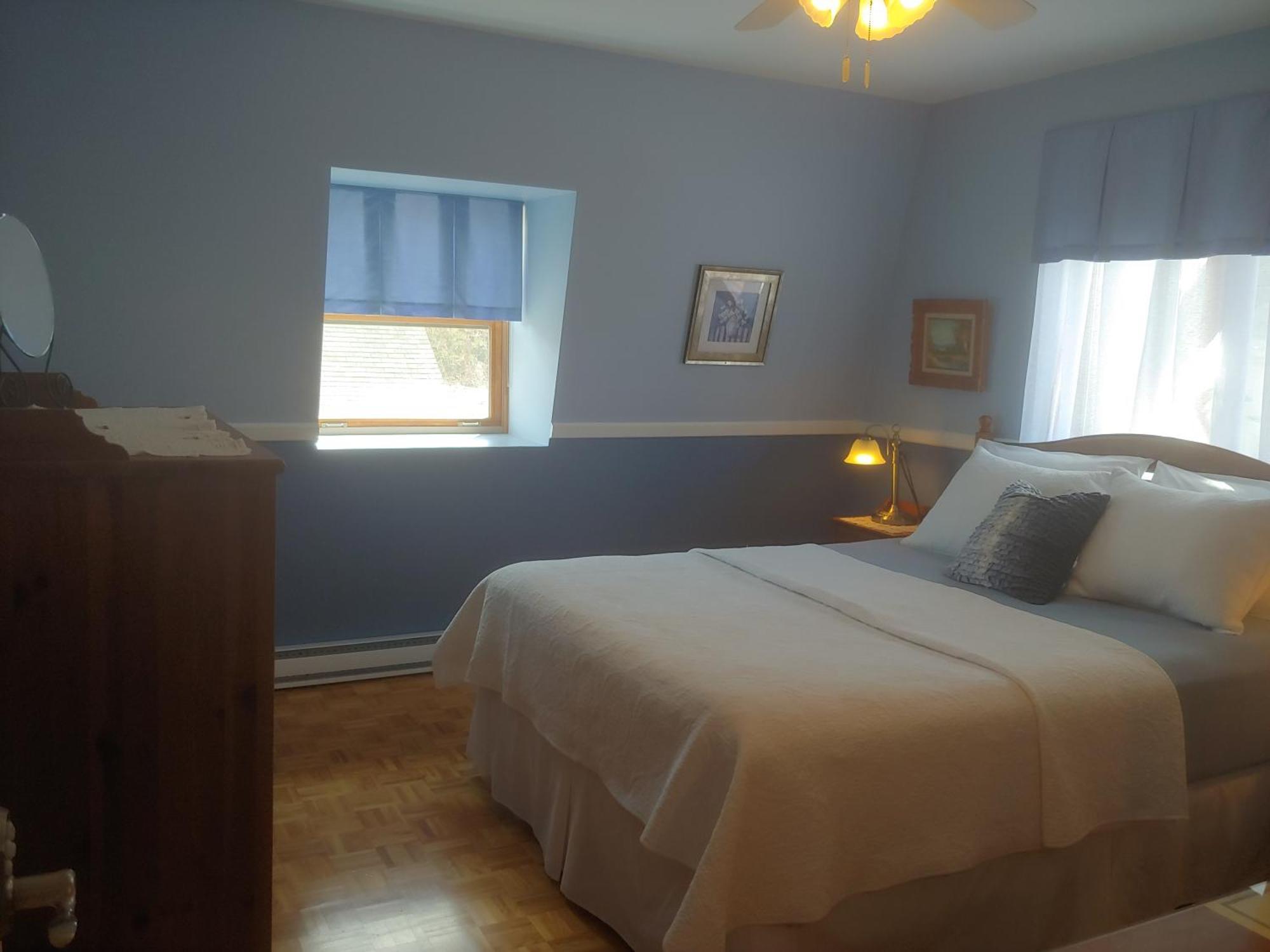 3 Bedrooms 3 Beds Near Metro -2 Parking Free Montréal Buitenkant foto